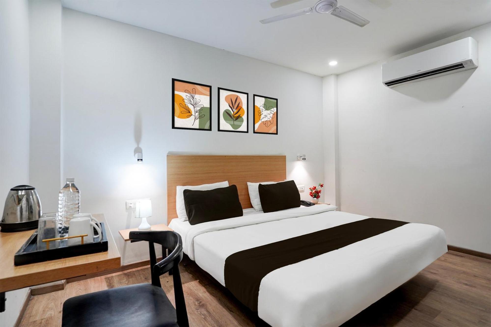 Super Townhouse Gomti Nagar Sector 6 Near Ekana Stadium Lakhnau Kültér fotó